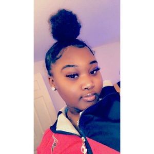 Meet your Posher, Kiara